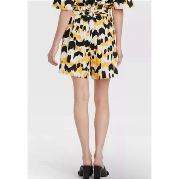 Who What Wear Linen Paperbag Shorts Yellow Animal Print sz XS NWOT - Picture 4 of 13